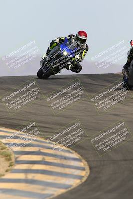 media/Apr-09-2022-SoCal Trackdays (Sat) [[c9e19a26ab]]/Turns 9 and 10 Set 2 (955am)/